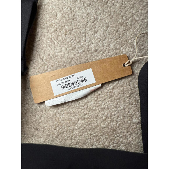 SKIMS Black Bra - Picture 3 of 5